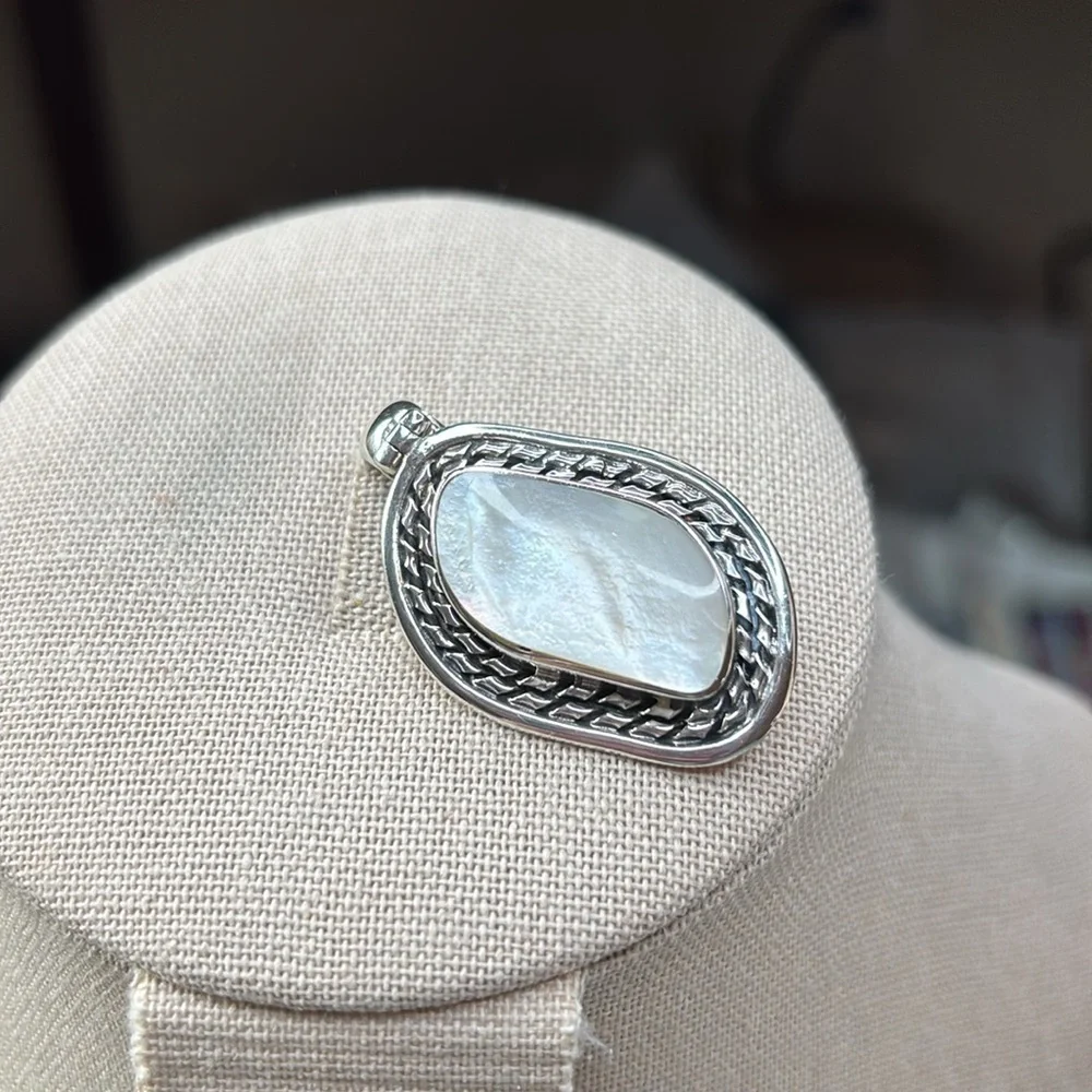 950 Silver MOP Mother Pearl Statement Pendant Necklace Asymmetrical Boho Coastal - Picture 7 of 10